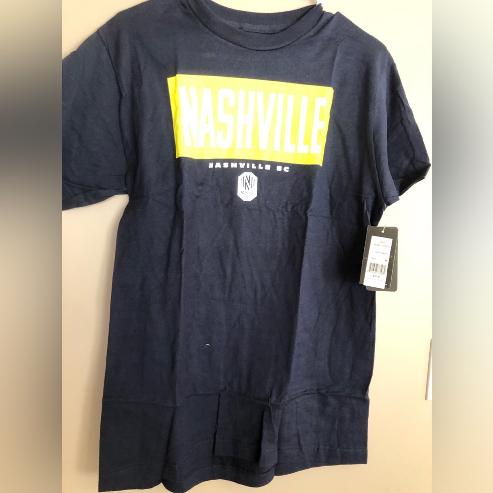NWT  Stadium Essentials NASHVILLE SC Soccer T Shirt  Size M $35